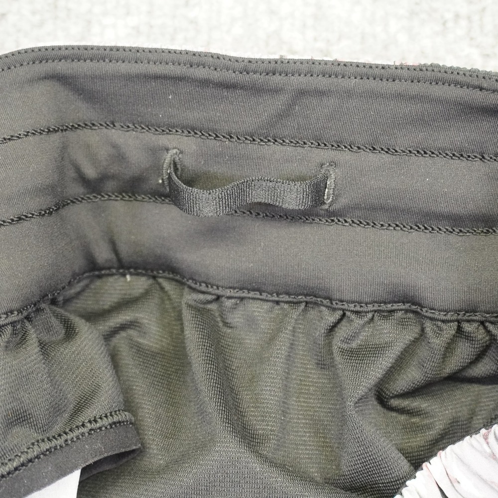 Lululemon Peloton Tracker Short Womens 8 Grey Pink Abstract 4" Inseam Running - Picture 9 of 10